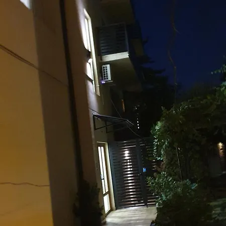 Ada Mall-beograd 2 Bedroom *